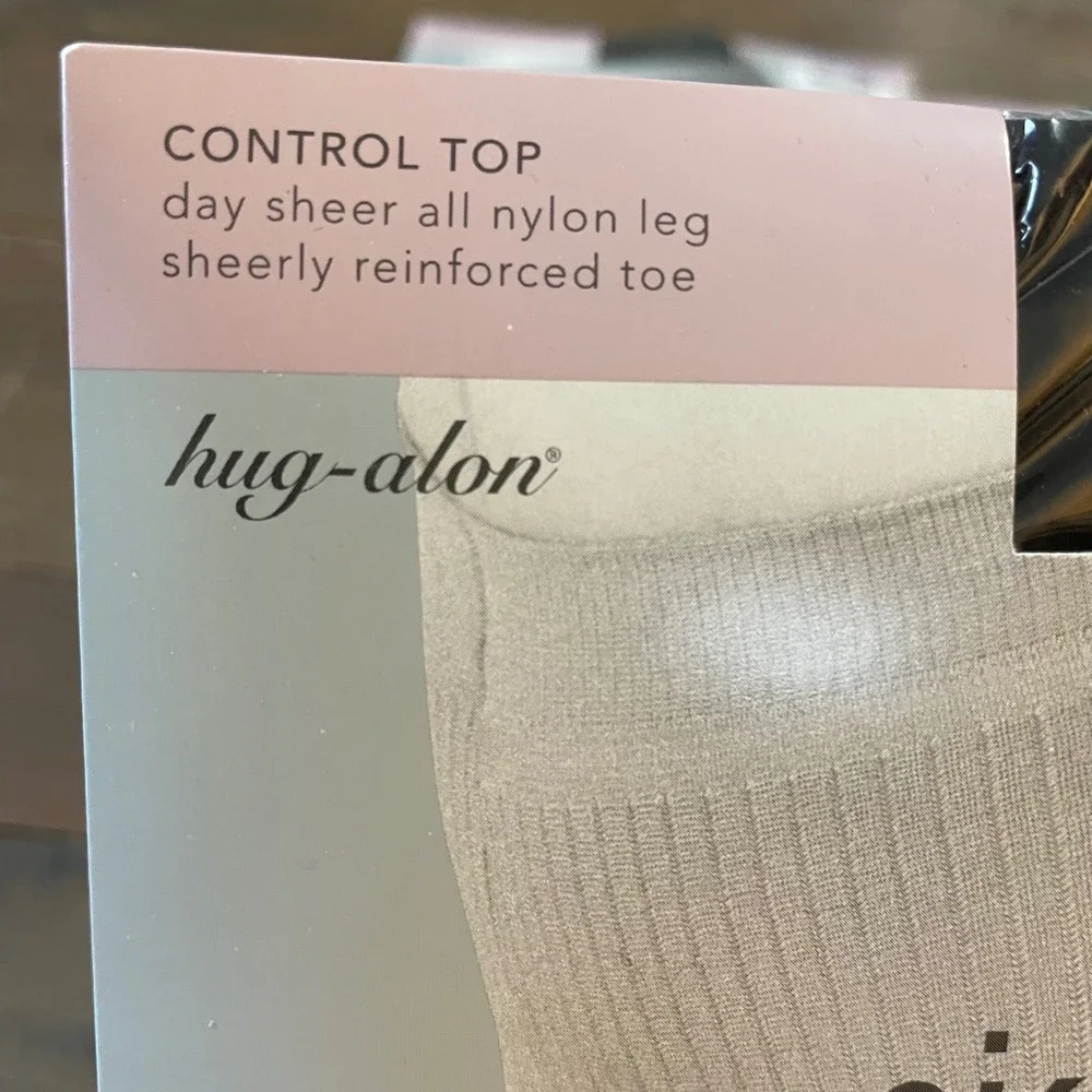 Hug Alon Nice Touch Daysheer Control Top Pantyhose Black, Off‎ Black sz E